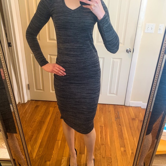 Philosophy Knit Black/Gray Midi Dress‎ - Picture 2 of 6